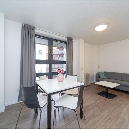 Joivy Affordable 3,4,5 And 12 Bed Private Flats Next To Royal Mile (Adults Only) Διαμέρισμα Εδιμβούργο Εξωτερικό φωτογραφία