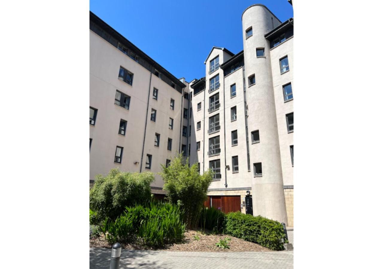 Joivy Affordable 3,4,5 And 12 Bed Private Flats Next To Royal Mile (Adults Only) Διαμέρισμα Εδιμβούργο Εξωτερικό φωτογραφία