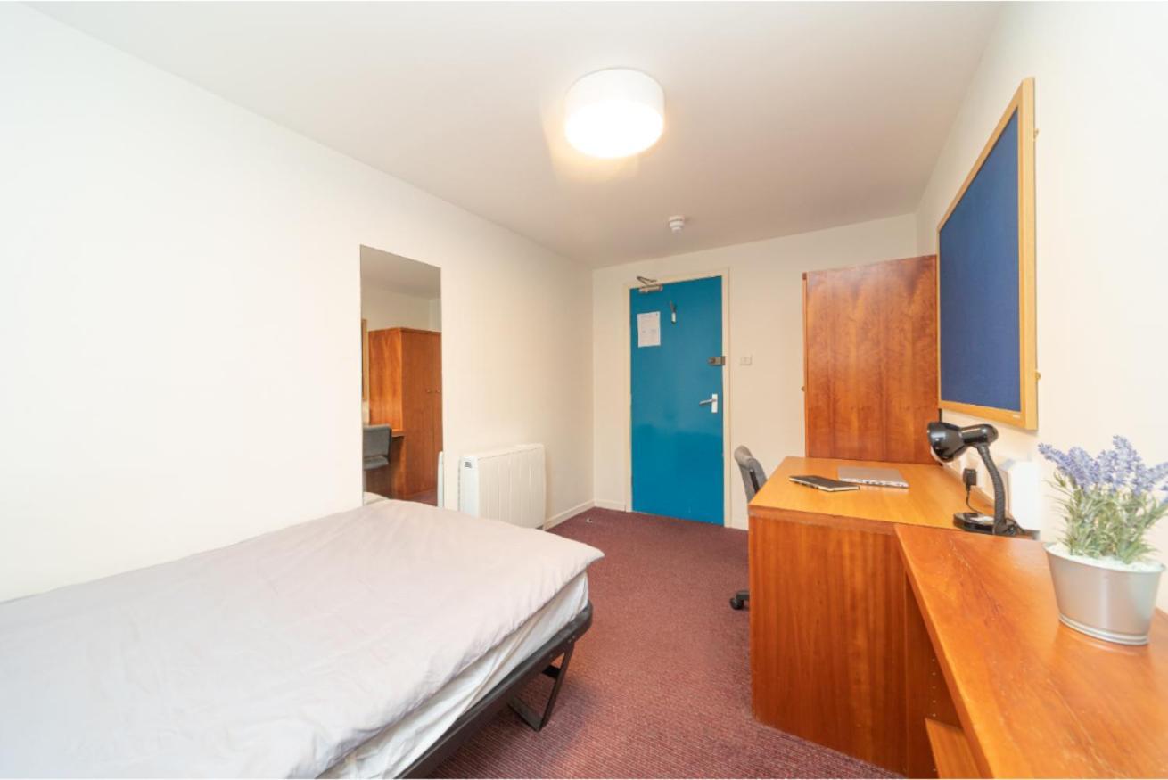 Joivy Affordable 3,4,5 And 12 Bed Private Flats Next To Royal Mile (Adults Only) Διαμέρισμα Εδιμβούργο Εξωτερικό φωτογραφία